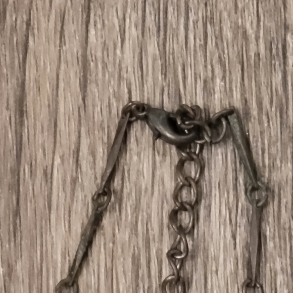 Urban Outfitters faux turquoise necklace - Picture 4 of 5